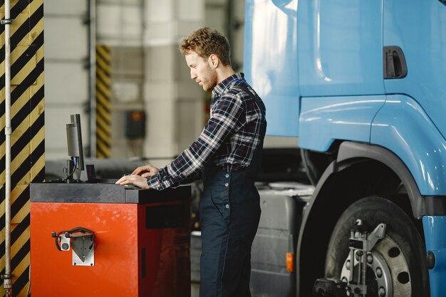 The Art of Custom Truck Body Fabrication for Agricultural and Commercial Use