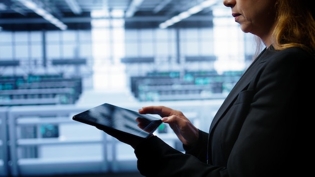 Enhancing Security with Offline SMS Gateways in Critical Communication Systems